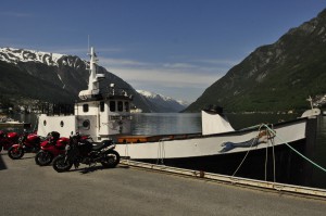 I Odda ligger båten til bestekompisene Joar og Lothepus, Fjorden Cowboys. De er født og oppvokst i Sørfjorden i Hardanger.